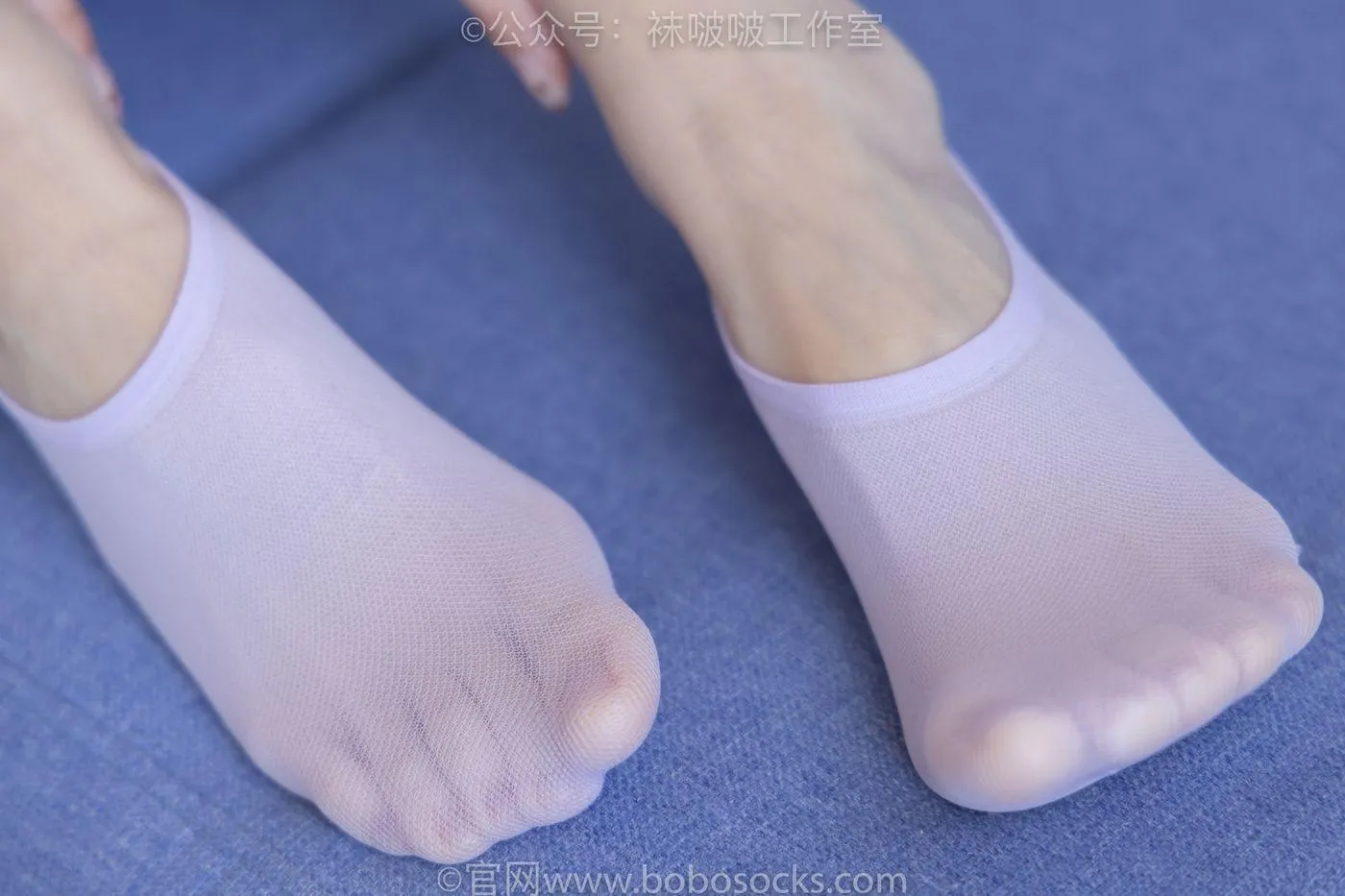 [BoBoSocks袜啵啵]NO.091 稚予-板鞋、淡粉色船袜、黑色船袜、裸足 [148P]插图1